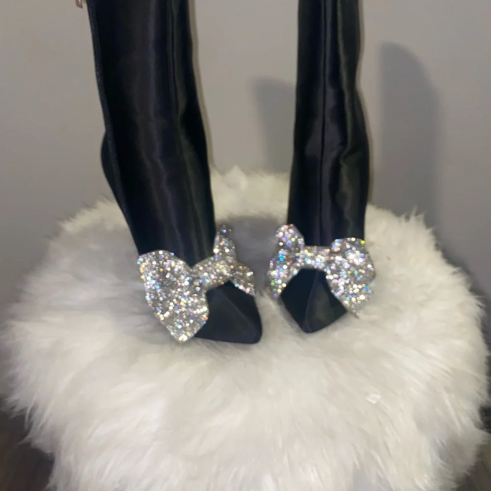 Azalea  Wang  Elegant Black Women's Shoes with Rhinestone Bow - Picture 4 of 6